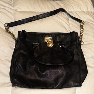 Michael Kors Used Black Leather Shoulder Bag